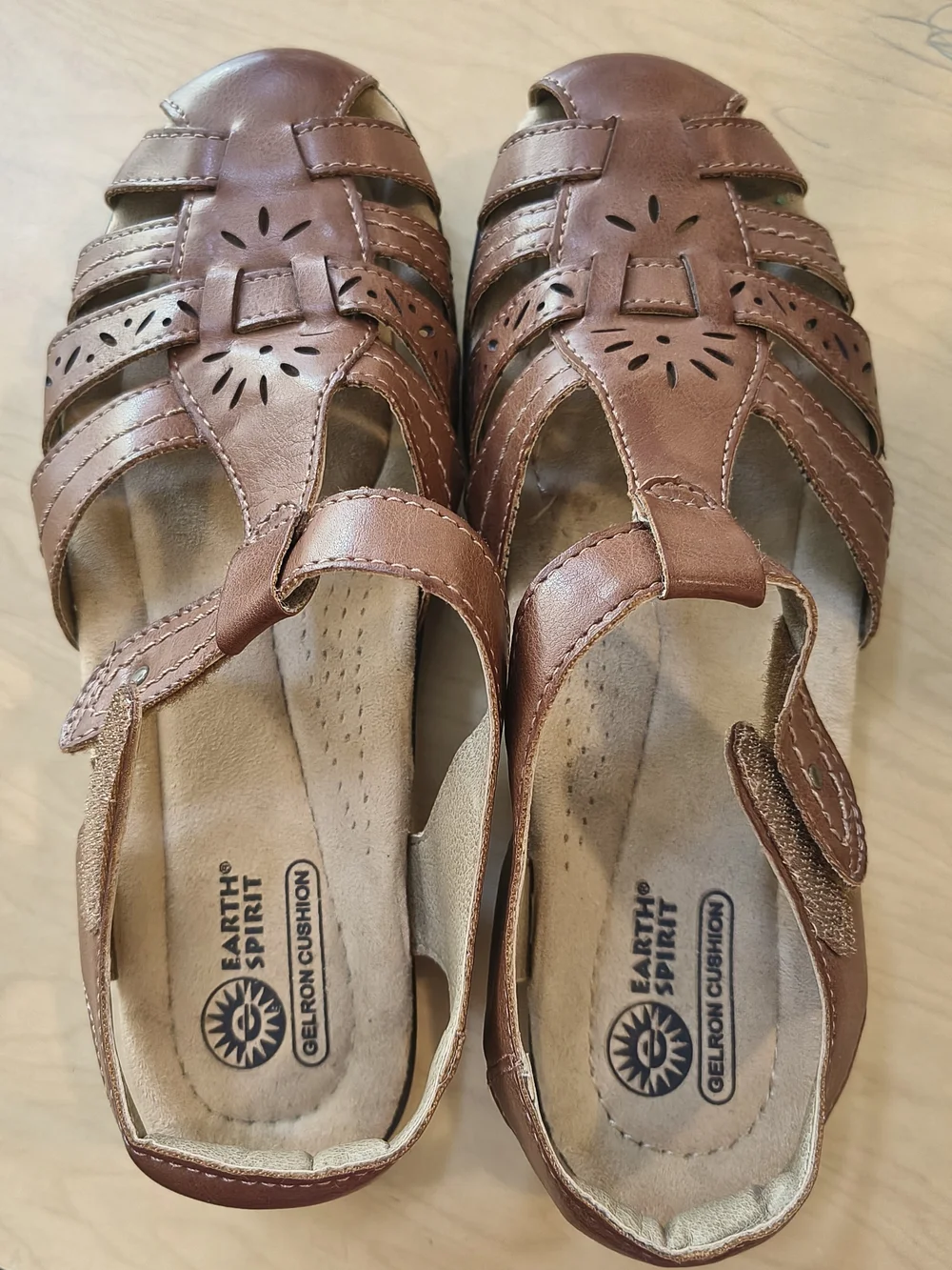 Earth Spirit Women's Brown Leather Fisherman Sandals
